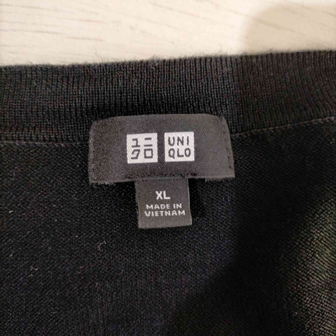 ユニクロ UNIQLO エクストラファインメリノVネックカーディガン メンズ JPN:XL
