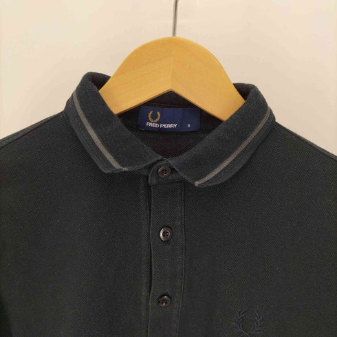 フレッドペリー FRED PERRY ワンポイント 同色 刺繍 S/S ポロシャツ メンズ import:S