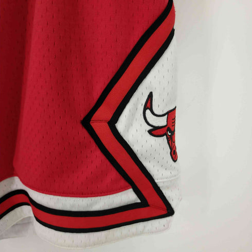 ミッチェルアンドネス mitchell&ness チームロゴワッペン ゲームパンツ Swingman shorts メンズ 48(XL)