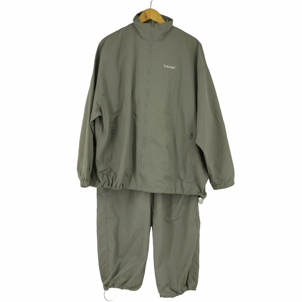 BROKEN BASE 24ss ナイロンセットアップ　 美品　パンツブルゾン BROKEN BASE（ブロークンベース）の「24SSナイロンセットアップ