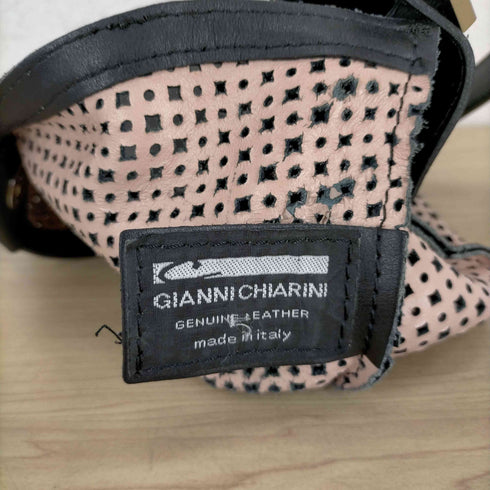 ジャンニキャリーニ GIANNI CHIARINI イタリア製 パンチング レザーハンドバッグ レディース