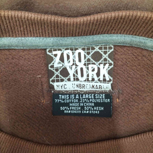 ズーヨーク ZOO YORK ロゴ プリント 前V クルーネック スウェット メンズ import:L