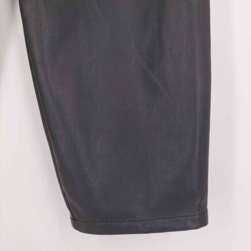 エマクローズ EMMA CLOTHES シンセティックレザー ワンタックセミワイドテーパードパンツ メンズ JPN:L