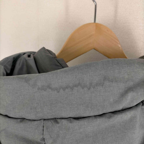 ユニクロ UNIQLO シームレスダウンパーカ メンズ JPN:M
