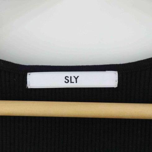 スライ SLY SQUARE NECK TUCK SLEEVE トップス レディース FREE