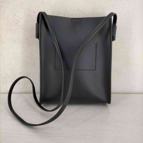 ザケース THE CASE box shoulder/eco-light leather メンズ