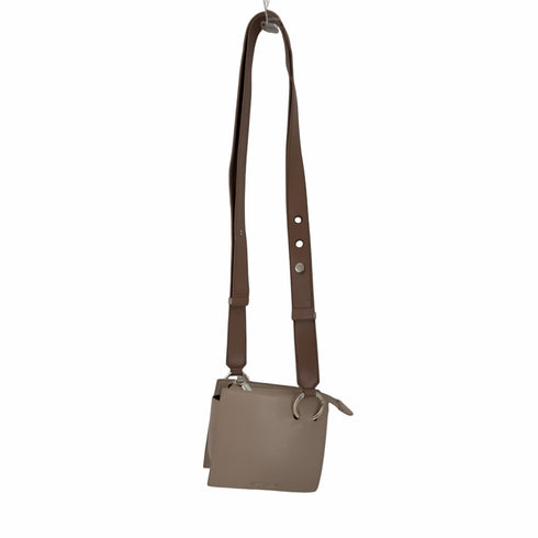 チャールズキース CHARLES & KEITH スクエア クロスボディバッグ / Square Crossbody Bag レディース
