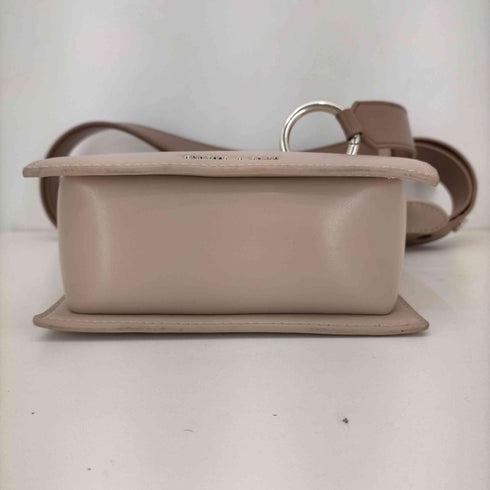 チャールズキース CHARLES & KEITH スクエア クロスボディバッグ / Square Crossbody Bag レディース