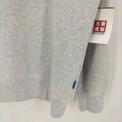 アンディフィーテッド UNDEFEATED 前V ごま塩 ロゴプリント クルーネックスウェット メンズ import:L