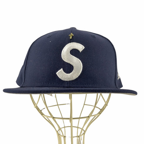 シュプリーム Supreme 24SS GOLD CROSS S LOGO NEW ERA メンズ 7 3/4