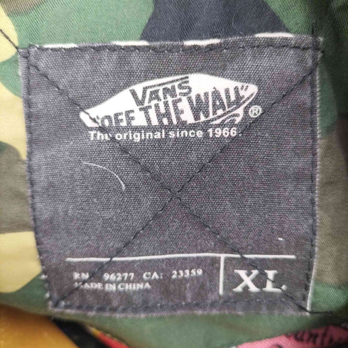 バンズ VANS 裏地マルチデザイン カモ柄パフベスト メンズ JPN:XL