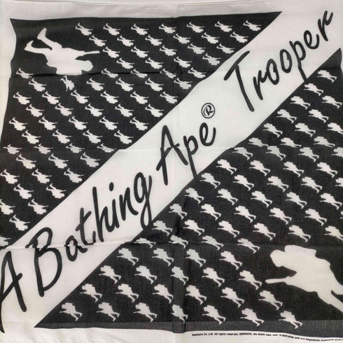 アベイシングエイプ A BATHING APE OLD APE TROOPER 総柄 バンダナ メンズ