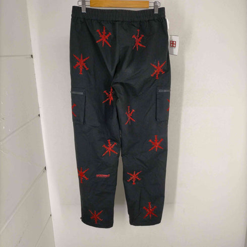 アンノウン UNKNOWN ALL OVER DAGGER RHINESTONE BAGGY PANTS メンズ JPN:L