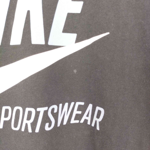 ナイキ NIKE SPORTSWEAR STANDARD FIT プリント クルーネックTシャツ メンズ import:L