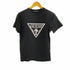 ゲス GUESS エンボスロゴTシャツ メンズ JPN:S