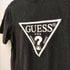ゲス GUESS エンボスロゴTシャツ メンズ JPN:S