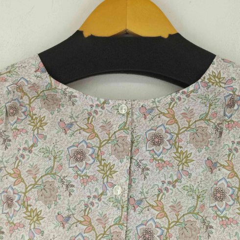 amherst フラワー柄バックタック入りブラウス レディース JPN:M