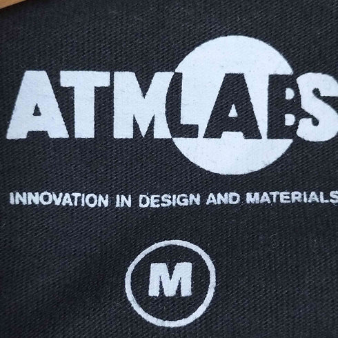 アトモス ラボ ATMOS LAB キャラクタープリント クルーネックTシャツ メンズ JPN:M