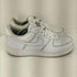 ナイキ NIKE AIR FORCE 1 LOW RETRO WHITE/WHITE-WHITE-METALLIC GOLD メンズ JPN:28