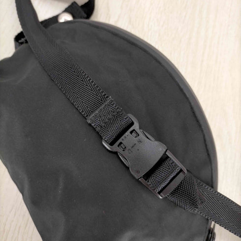 リベラル LIVERAL Arata II ミニショルダーバッグ メンズ