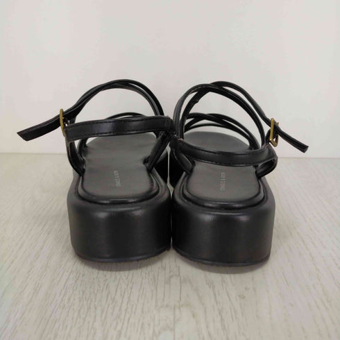 チャールズキース CHARLES & KEITH 厚底ストラップサンダル レディース