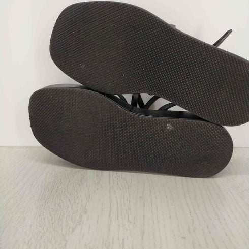 チャールズキース CHARLES & KEITH 厚底ストラップサンダル レディース
