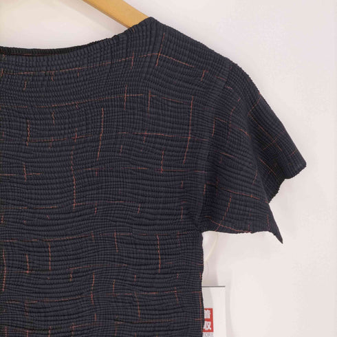 イッセイミヤケ ISSEY MIYAKE WHITE LABEL シワプリーツ加工 エステルトップス レディース JPN:2