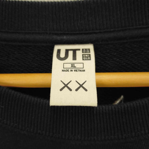 ユーティー UT カウズ スウェットシャツ メンズ JPN:XL