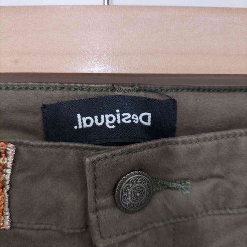 デシグアル Desigual y2k デザイン刺繍チノパンツ レディース JPN:38