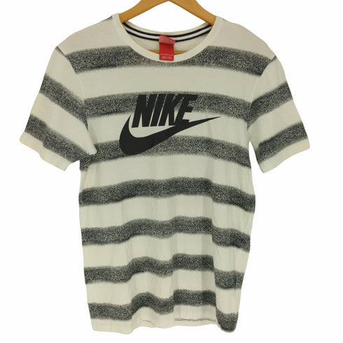 ナイキ NIKE シャドー ボーダー ロゴ プリント S/S クルーネック Tシャツ メンズ import:L