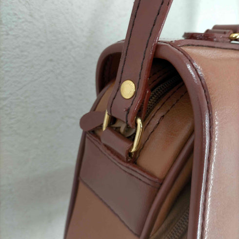 LUCKY DUCK レザーショルダーバッグ レディース