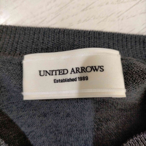 ユナイテッドアローズ UNITED ARROWS グレーハイゲージVネックニット メンズ import:M