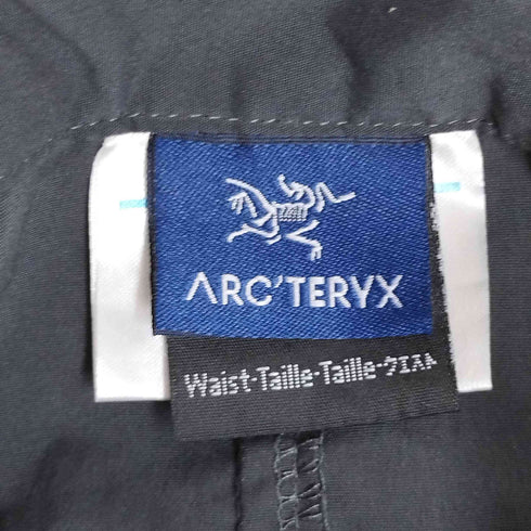 アークテリクス ARCTERYX カナダ製 stretchlight schoeller ロゴ刺繍 クライミングショートパンツ ショーツ メンズ L