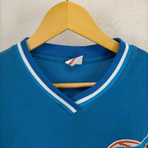ミッチェルアンドネス mitchell&ness チームロゴ刺繍VネックTシャツ メンズ JPN:M