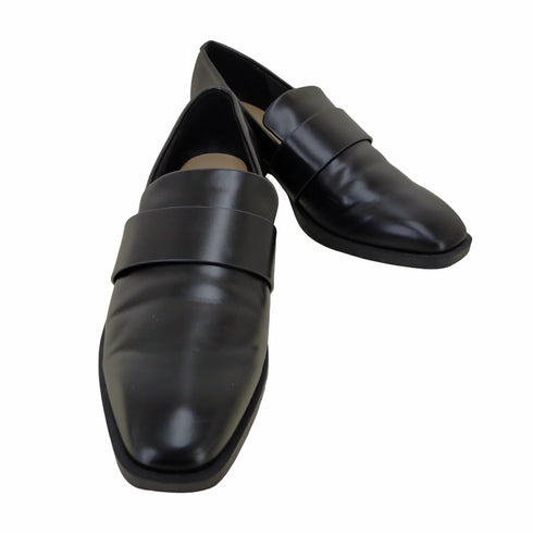 チャールズキース CHARLES & KEITH クラシックスクエアトゥローファー レディース 35