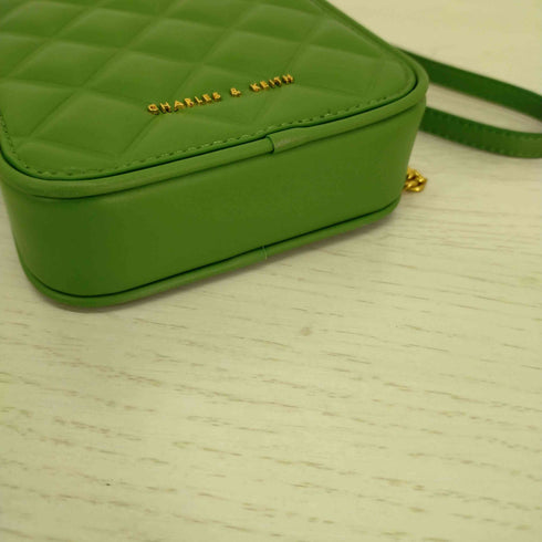 チャールズキース CHARLES & KEITH パッドフォーンポーチ レディース ONE SIZE