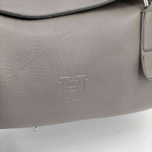 ヒロフ HIROFU ロゴ入り フラップレザーハンドバッグ レディース