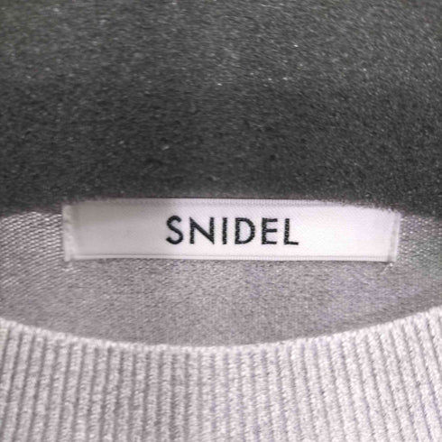 スナイデル snidel 24SS モチーフラインストーンハーフスリーブプルオーバー レディース ONE SIZE