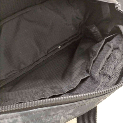 グレゴリー GREGORY ブラックタペストリー柄ショルダーバッグ メンズ m