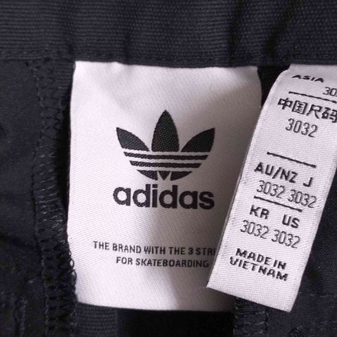 アディダスオリジナルス adidas Originals スリーストライプス スケートチノパンツ メンズ 30/32