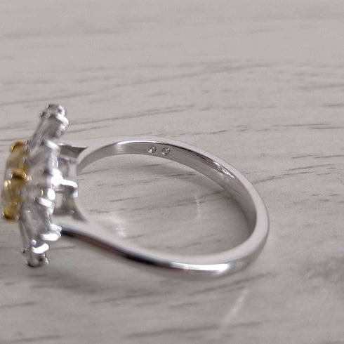ダニエルスワロフスキー DANIEL SWAROVSKI SUNSHINE リング レディース 10号