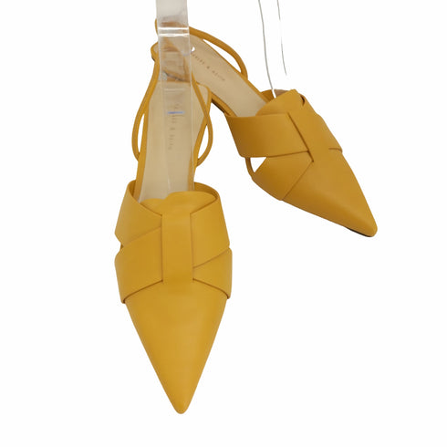 チャールズキース CHARLES & KEITH アーモンドトゥ キトゥンヒール パンプス レディース JPN:39