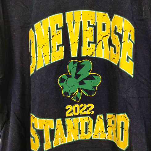 ONE VERSE THREE LEAF CLOVER COLLEGE LOGO S/S TSHIRT【NAVY】 メンズ import:L