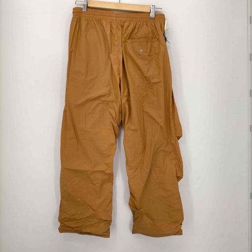 アンユーズド UNUSED 22SS TUCK NYLON PANTS メンズ JPN:2