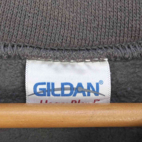 ギルダン GILDAN アーチプリント クルーネックスウェット メンズ