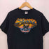 ギルダン GILDAN BLACK HILLS BALLY プリント クルーネック S/S Tシャツ メンズ JPN:M
