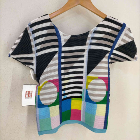 ミー イッセイミヤケ me ISSEY MIYAKE カットソー 半袖 プリーツ 柄 幾何学模様 レディース FREE