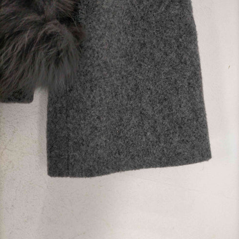トゥービーシック TO BE CHIC 22AW ファー ショートコート ノーカラーコート アウター ウール フォックスファー ラビットファー グレー チャコール レディース