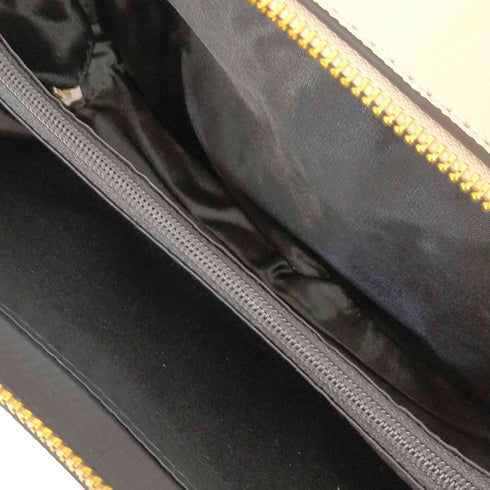 ゲス GUESS クロスボディバッグ BREANA Mini Crossbody Camera レディース ONE SIZE