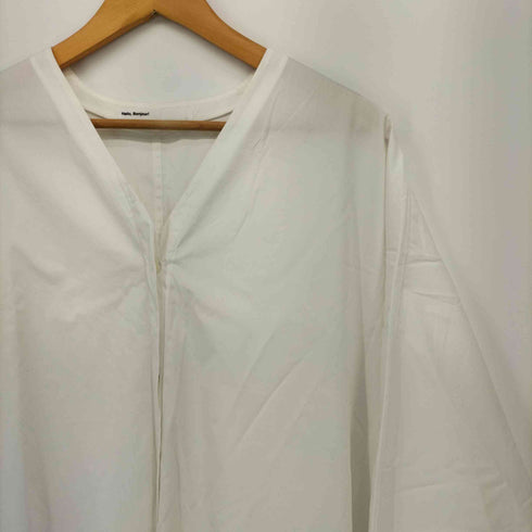 アパルトモンドゥーズィエムクラス LAppartement DEUXIEME CLASSE Hello Bonjour ハローボンジュール V Neck Shirts Onepiece レディース
